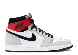 Air Jordan 1 Light Smoke Grey