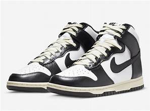 Nike Dunk High Vintage Black (Women's)